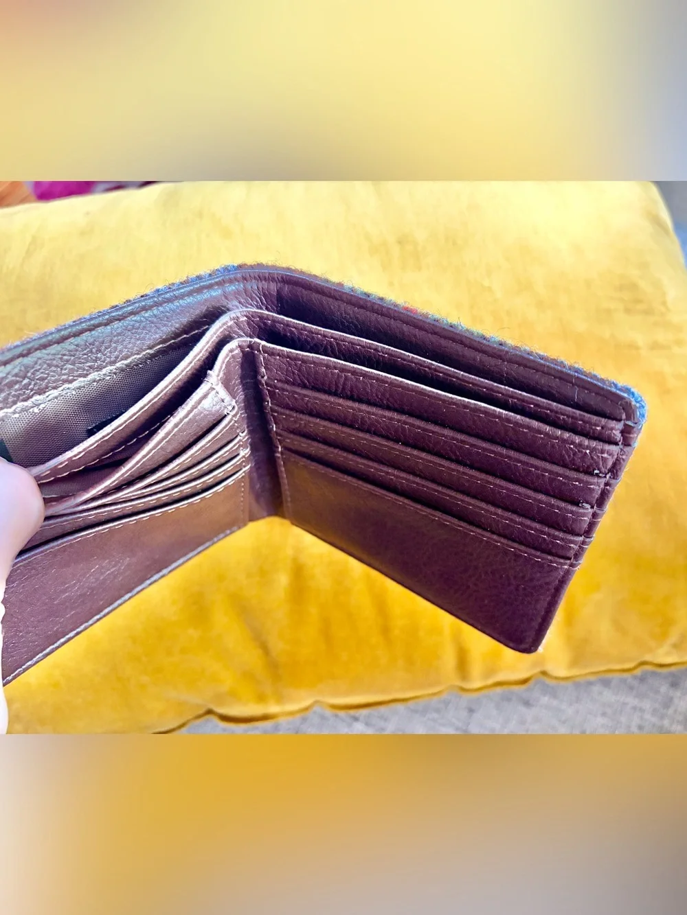 NWOT Harris Tweed 100% Wool & Faux Leather Bifold Wallet